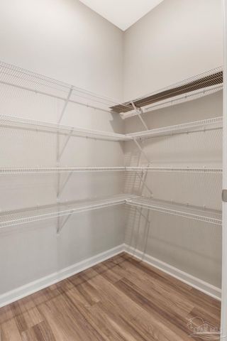 1105 W Gonzales St, Pensacola, FL 32501