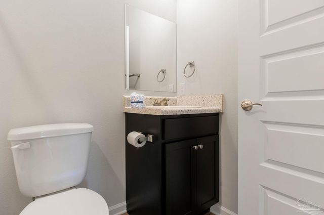 1105 W Gonzales St, Pensacola, FL 32501