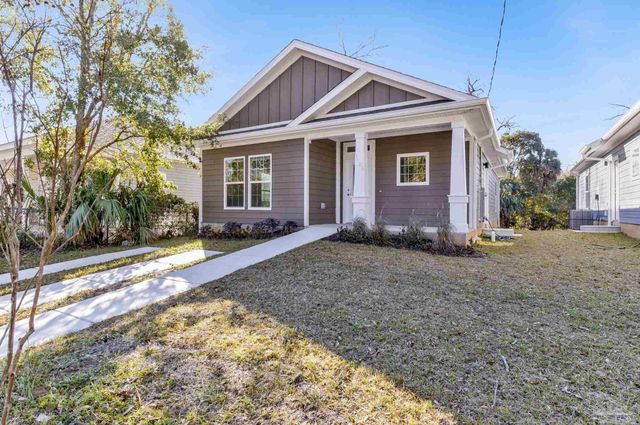 1105 W Gonzales St, Pensacola, FL 32501