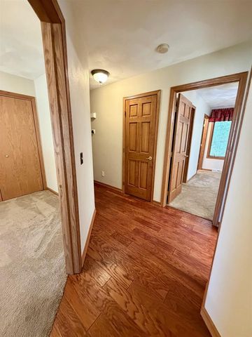 2716 Twelve Oaks Drive, Milton, WI 53563