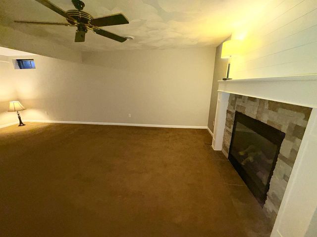 2716 Twelve Oaks Drive, Milton, WI 53563