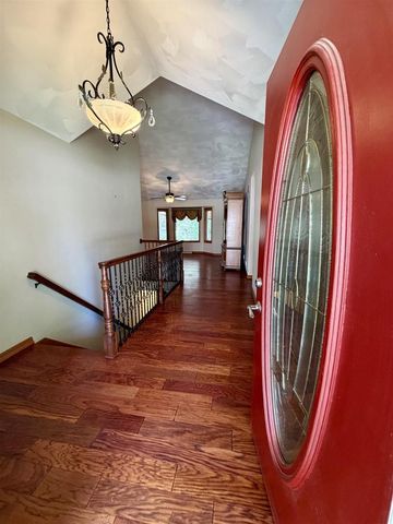 2716 Twelve Oaks Drive, Milton, WI 53563