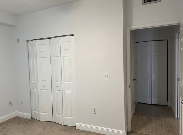 616 Clearwater Park Road 205, West Palm Beach, FL 33401