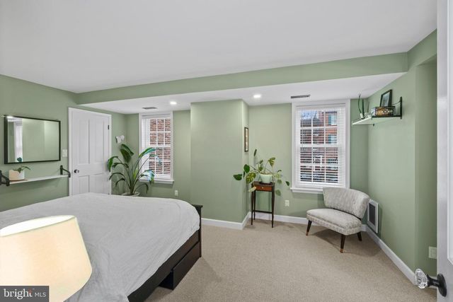 132 W LEE ST, Baltimore, MD 21201