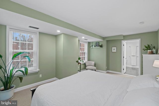 132 W LEE ST, Baltimore, MD 21201