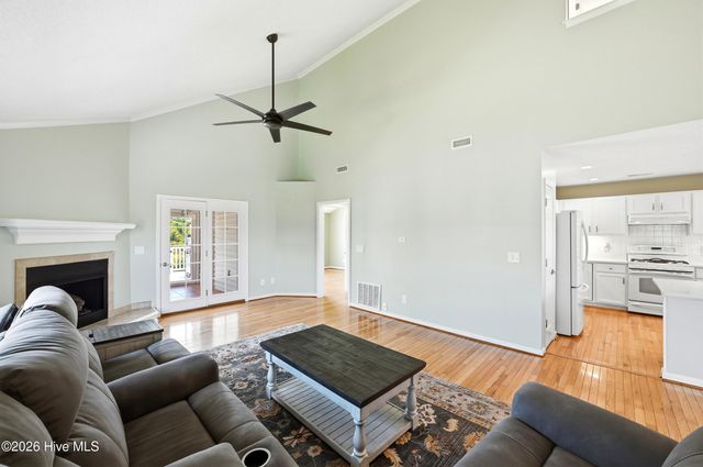 702 Tiara Drive, Wilmington, NC 28412