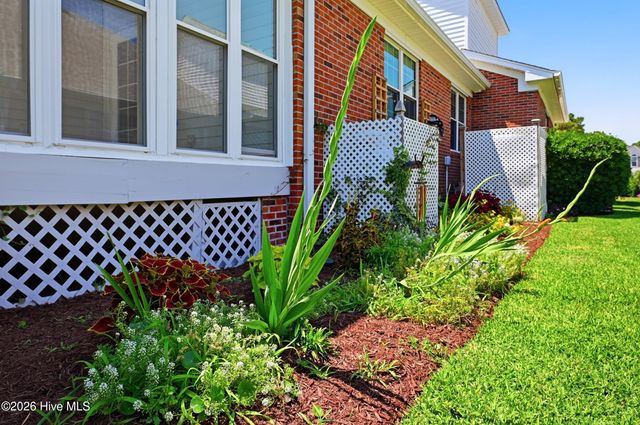 702 Tiara Drive, Wilmington, NC 28412