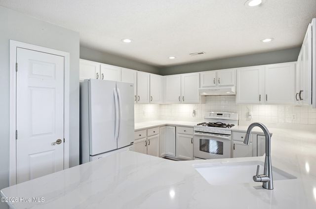 702 Tiara Drive, Wilmington, NC 28412