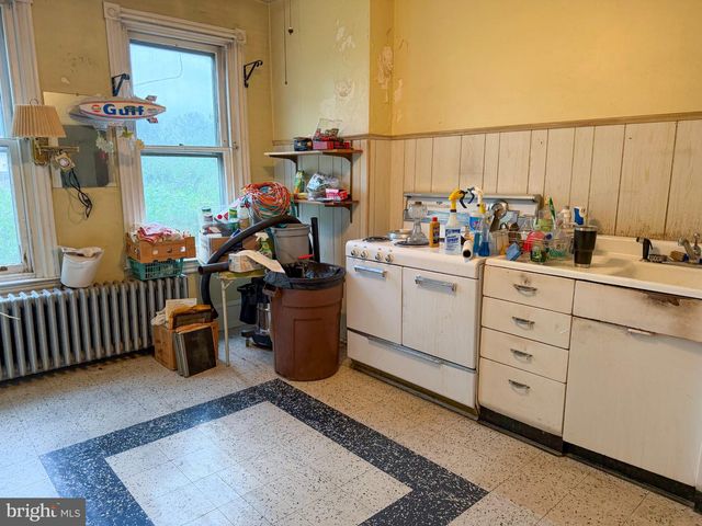 627 EDISON AVE, Philadelphia, PA 19116