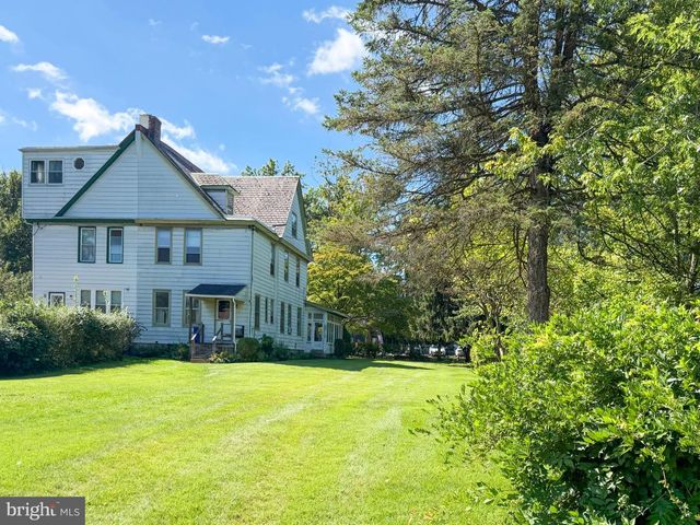 627 EDISON AVE, Philadelphia, PA 19116