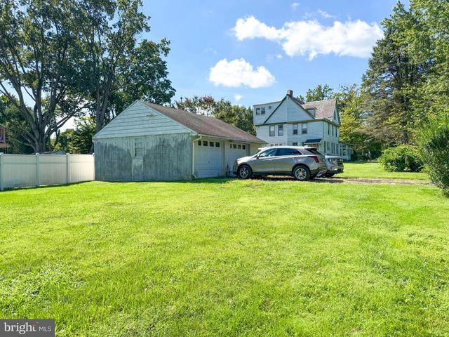 627 EDISON AVE, Philadelphia, PA 19116