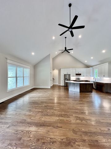 501 Chestnut Grove Rd, Pulaski, TN 38478