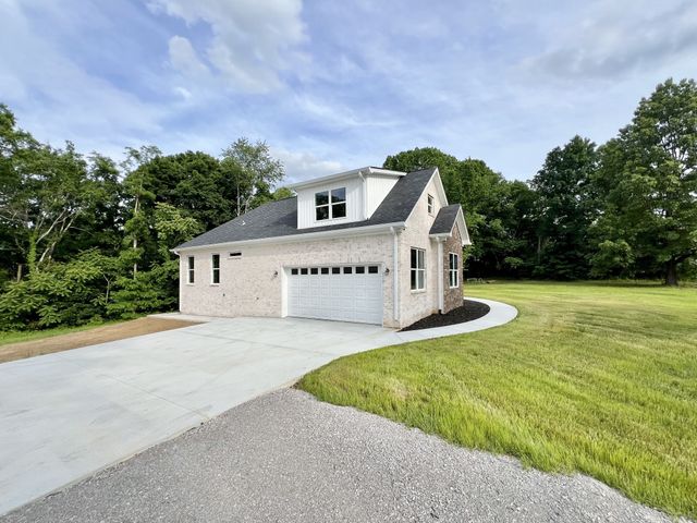 501 Chestnut Grove Rd, Pulaski, TN 38478