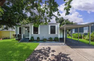 911 N 14th Avenue N, Texas City, TX 77590