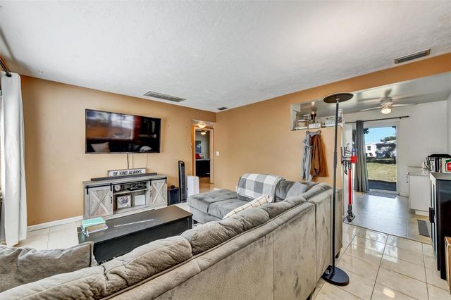 2671 PINEHURST AVENUE, Belleair Bluffs, FL 33770