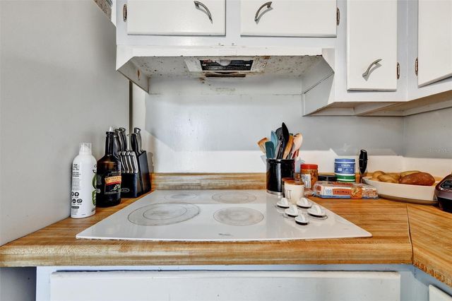 2671 PINEHURST AVENUE, Belleair Bluffs, FL 33770