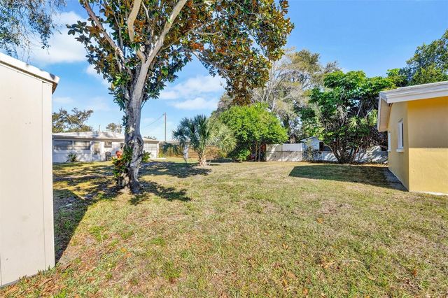 2671 PINEHURST AVENUE, Belleair Bluffs, FL 33770