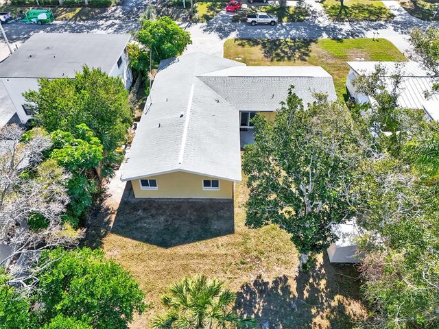 2671 PINEHURST AVENUE, Belleair Bluffs, FL 33770