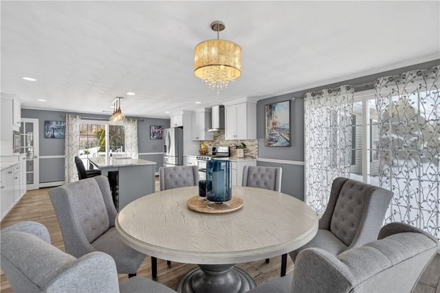 4 Nicole Lane, Johnston, RI 02919