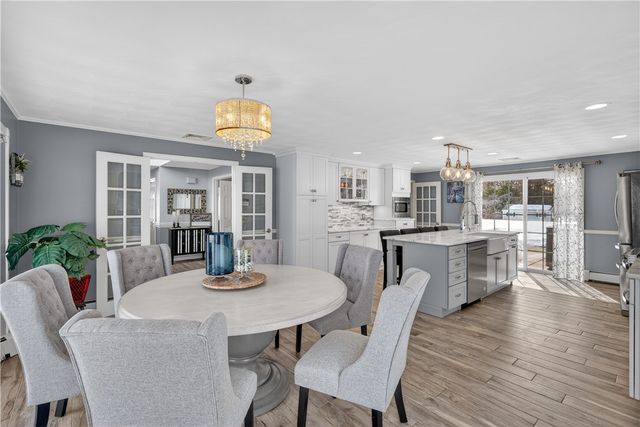 4 Nicole Lane, Johnston, RI 02919