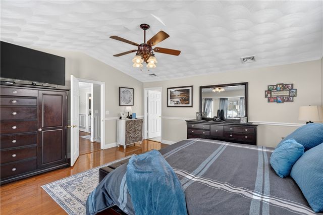 4 Nicole Lane, Johnston, RI 02919