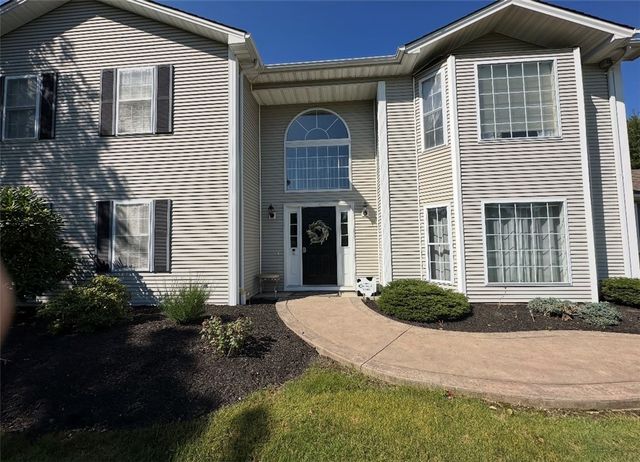 4 Nicole Lane, Johnston, RI 02919