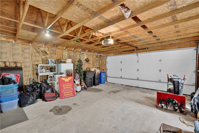 4 Nicole Lane, Johnston, RI 02919