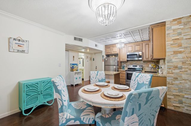 101 E Mcnab Road 102, Pompano Beach, FL 33060