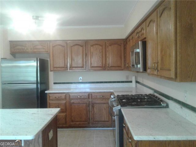 180 Creekview Trail, Fayetteville, GA 30214