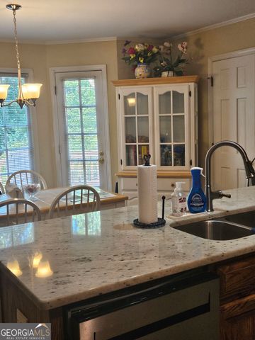 180 Creekview Trail, Fayetteville, GA 30214