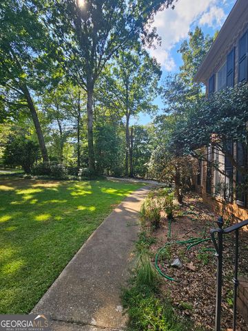 180 Creekview Trail, Fayetteville, GA 30214