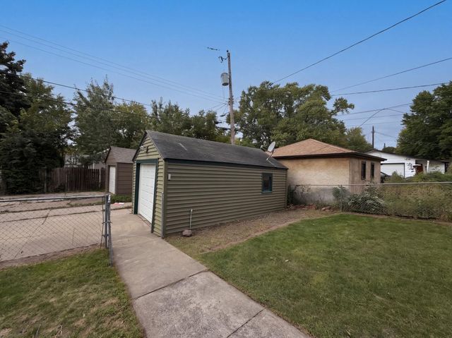 3419 Queen Avenue N, Minneapolis, MN 55412