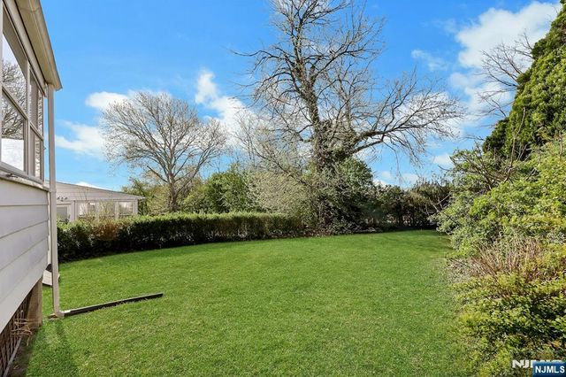 37 Noel Drive, North Arlington, NJ 07031