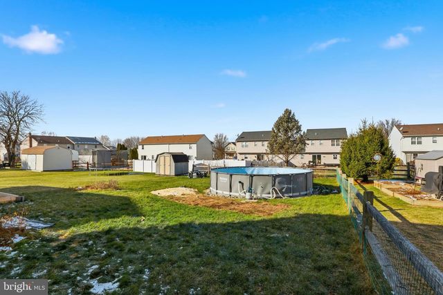 307 GALEAN DR, Fleetwood, PA 19522