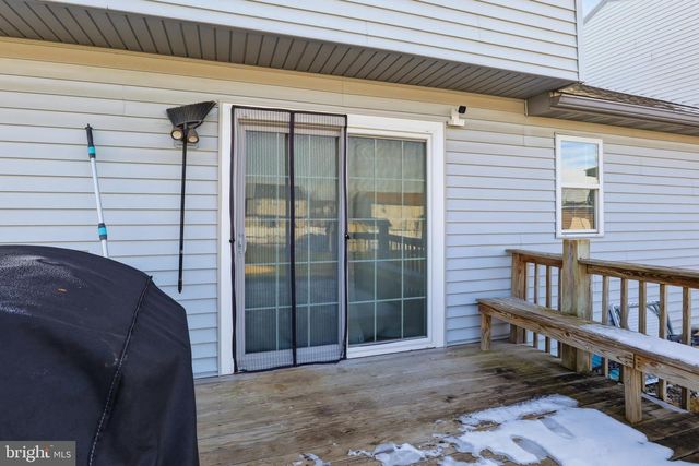 307 GALEAN DR, Fleetwood, PA 19522