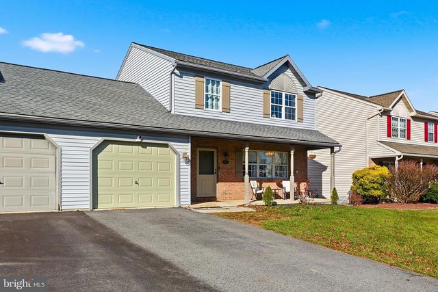 307 GALEAN DR, Fleetwood, PA 19522