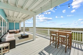 112 Ocean Shore Drive, Crystal Beach, TX 77650