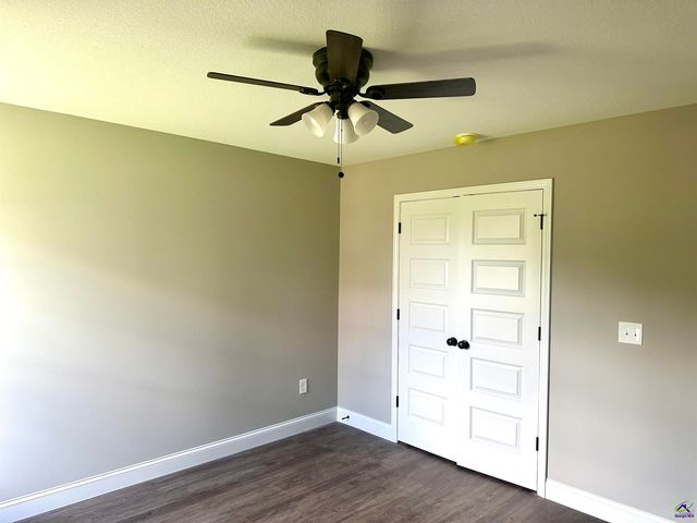 207 Sutton Dr., Perry, GA 31069