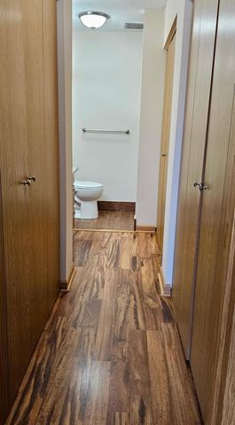 12600 Parkwood Drive 208, Burnsville, MN 55337