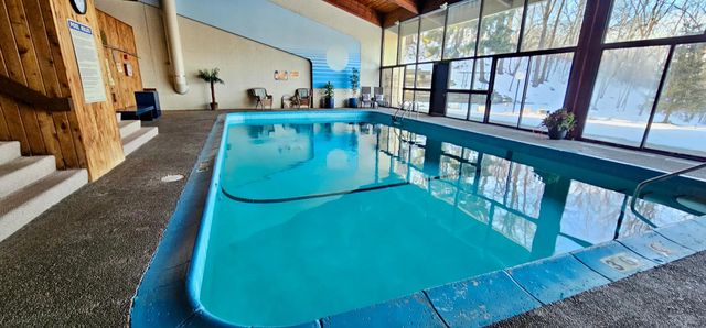 12600 Parkwood Drive 208, Burnsville, MN 55337