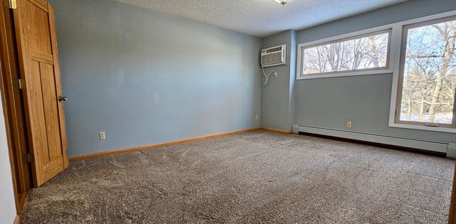 12600 Parkwood Drive 208, Burnsville, MN 55337