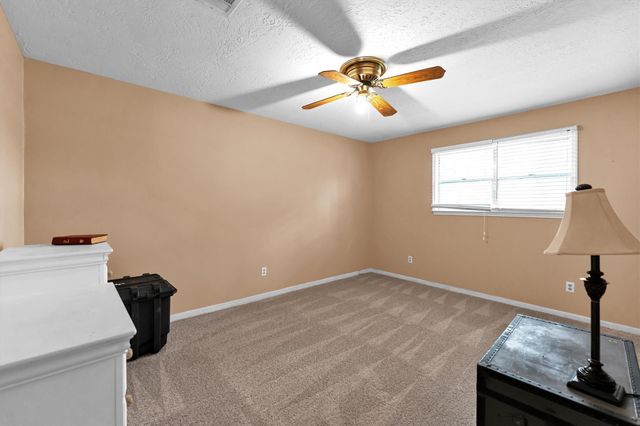 12115 Powder Horn Street, Pinehurst, TX 77362