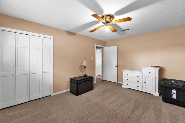12115 Powder Horn Street, Pinehurst, TX 77362