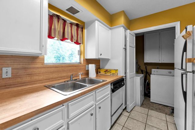 12115 Powder Horn Street, Pinehurst, TX 77362