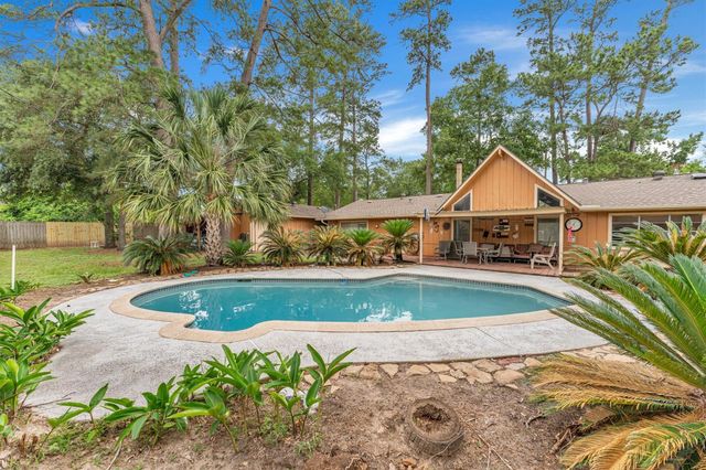 12115 Powder Horn Street, Pinehurst, TX 77362