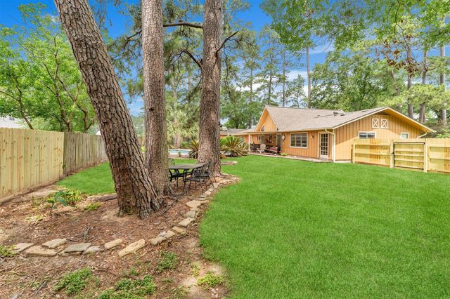 12115 Powder Horn Street, Pinehurst, TX 77362