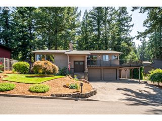 9420 Se CARNABY Way, Happy Valley, OR 97086