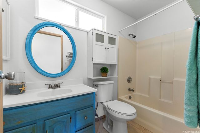 368 Keolu Drive, Kailua, HI 96734