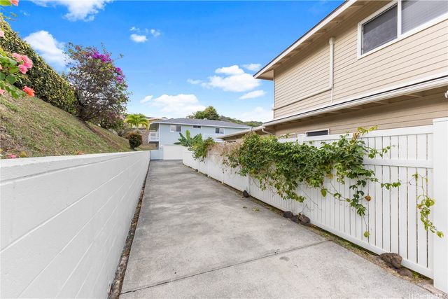 368 Keolu Drive, Kailua, HI 96734