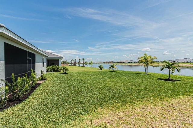 3943 E Hampton CIR, Alva, FL 33920